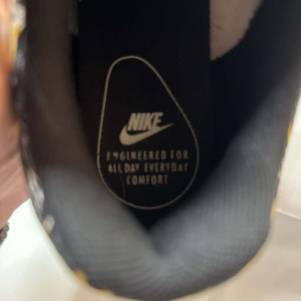 Nike Air Max 1 QS Floral Tropical University Gold Black Sneakers - Picture 3 of 3